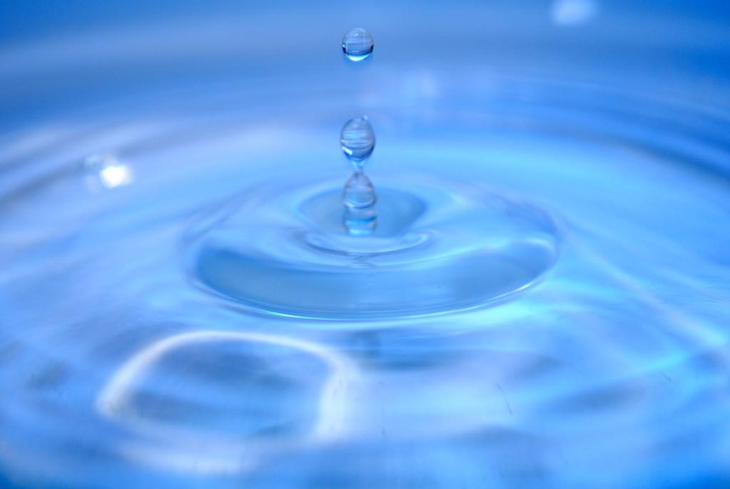 人体成分分析仪：人体水分含量平衡的重要性
